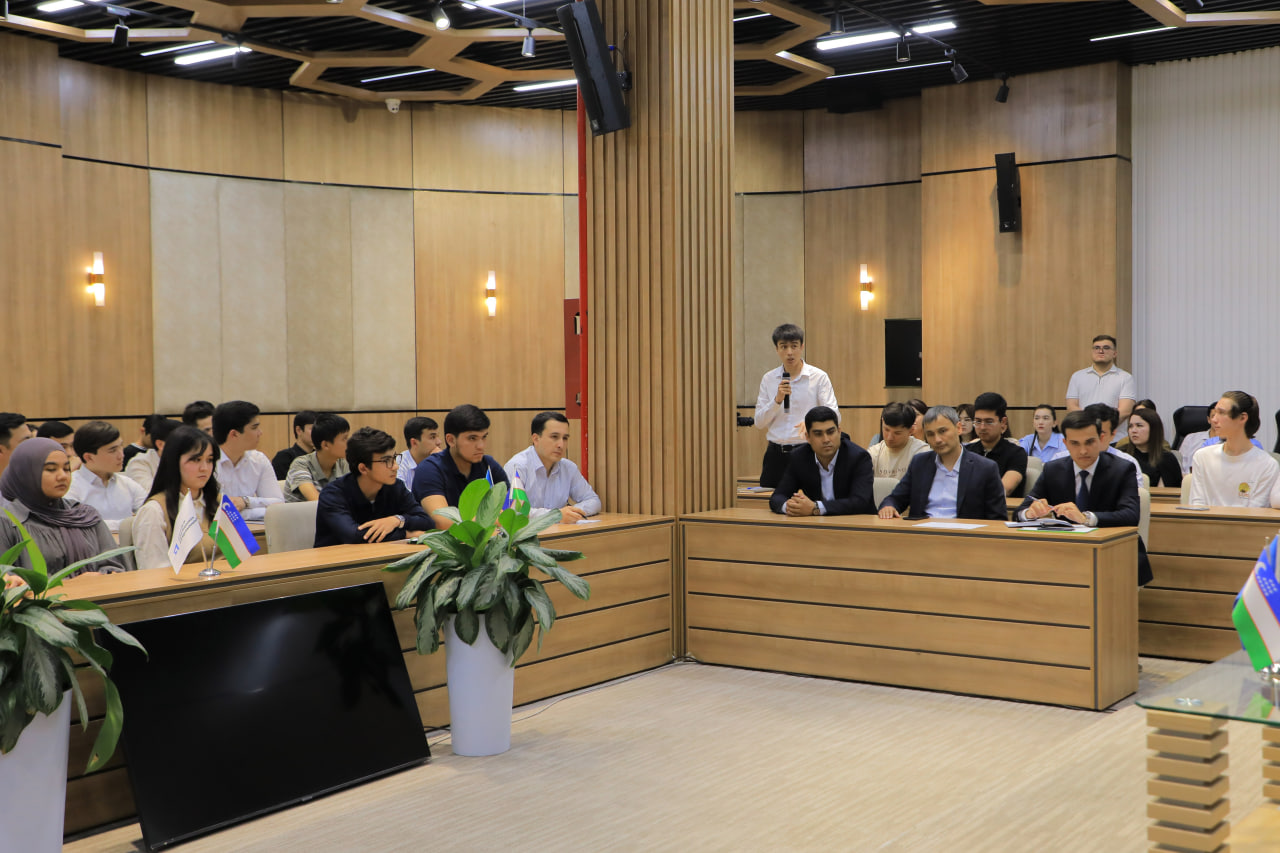 47ac05f4-c87c-4cb4-aeca-2cb4a385db00.jpg